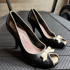 White House Black Market Pumps